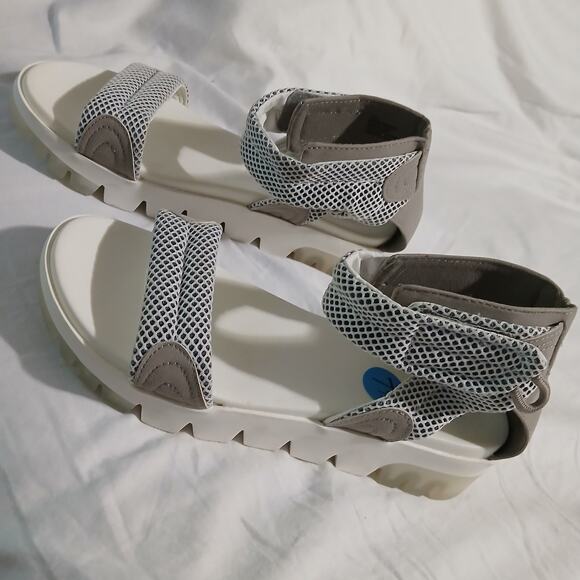 MIA w7.5 Grey Wedge adjustable ankle strap White tread nearly unworn - Picture 7 of 11